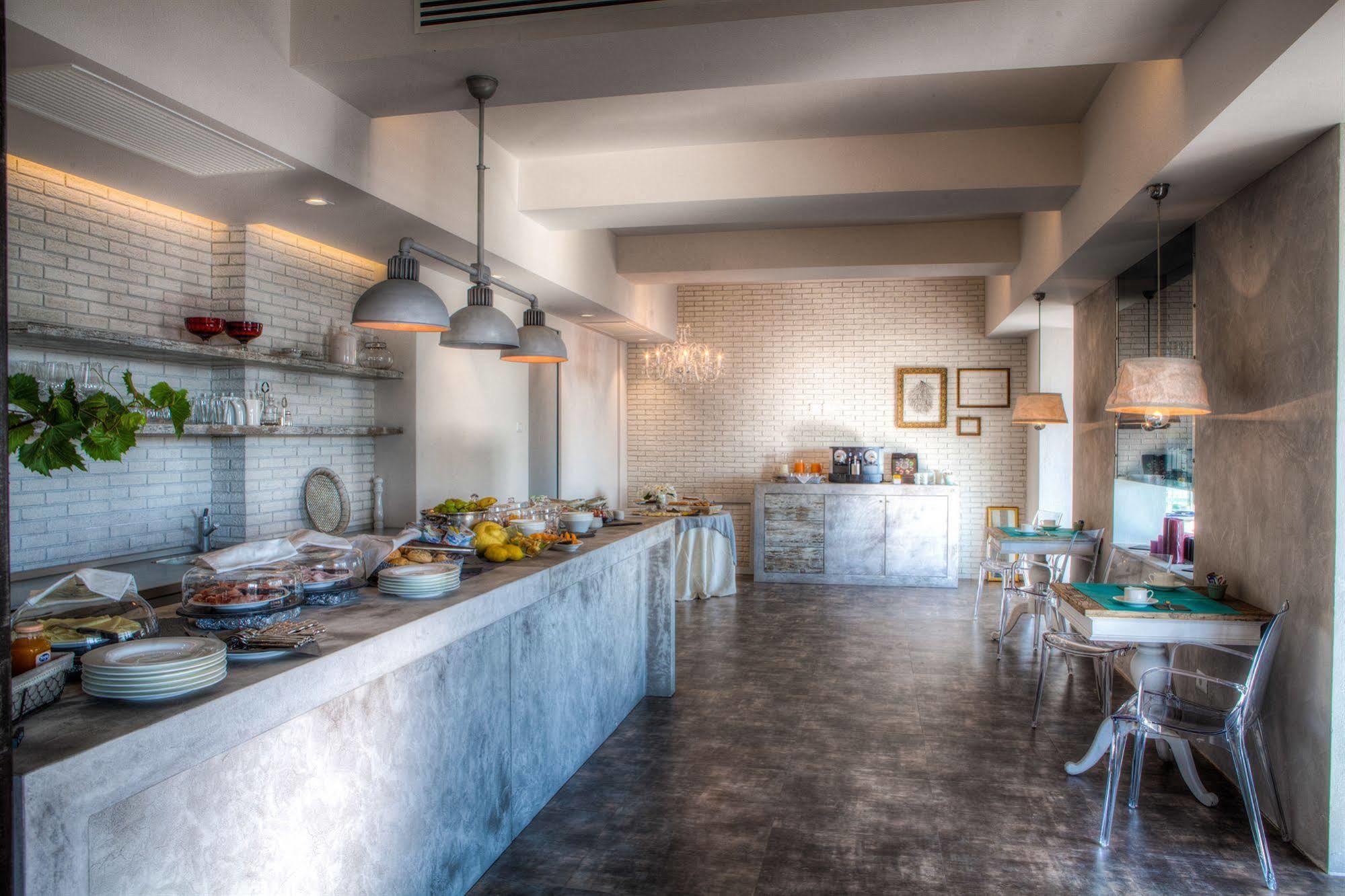 Bell Suite Hotel Bellaria-Igea Marina Buitenkant foto